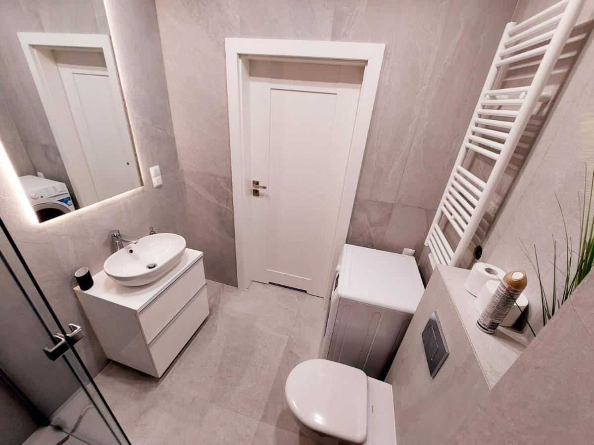 Апартаменти Apartament Panorama Park***** Єленя-Ґура Екстер'єр фото